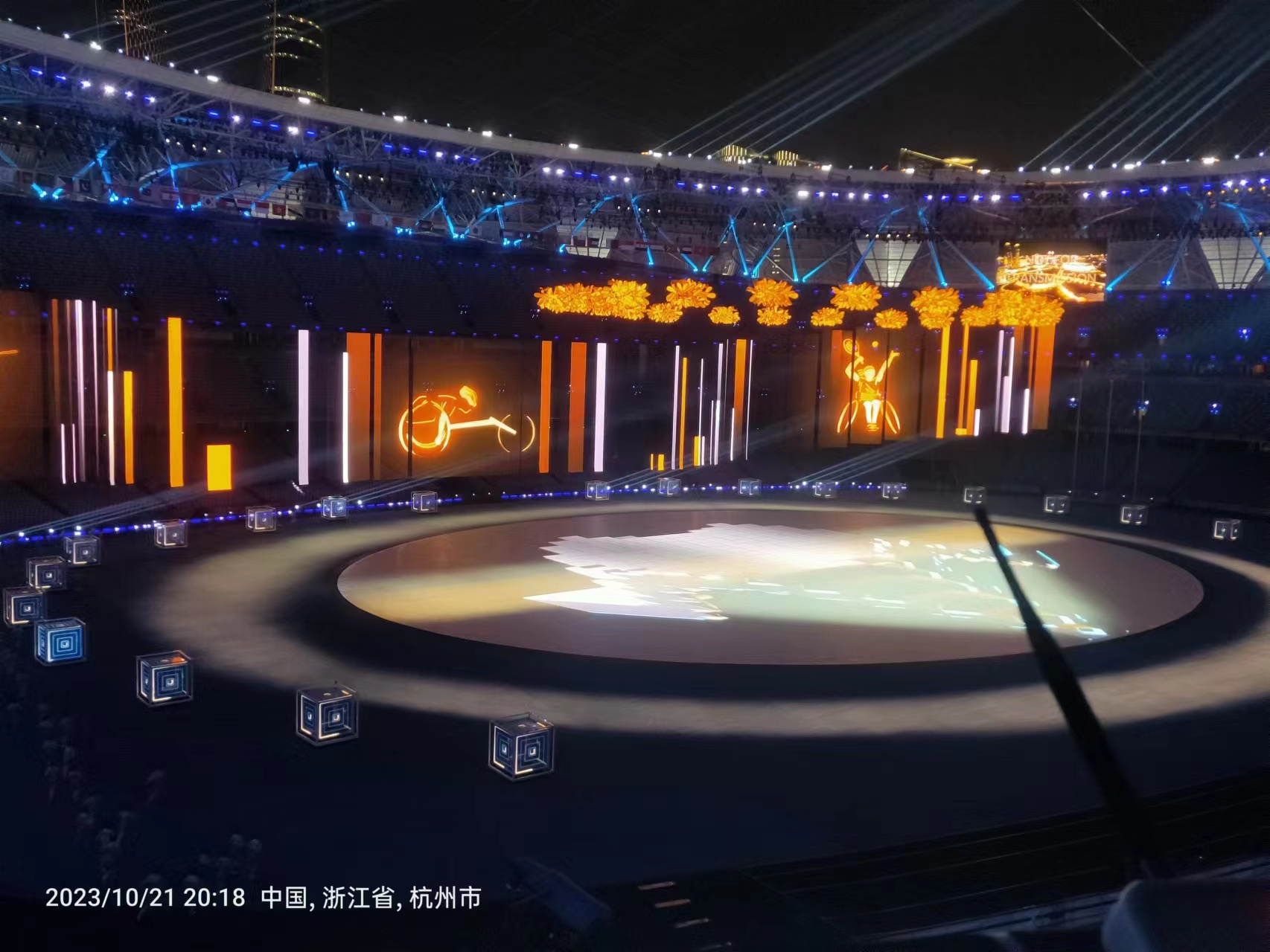 瑞普创新450平方晶膜屏惊艳杭州亚运会和亚残会开幕式