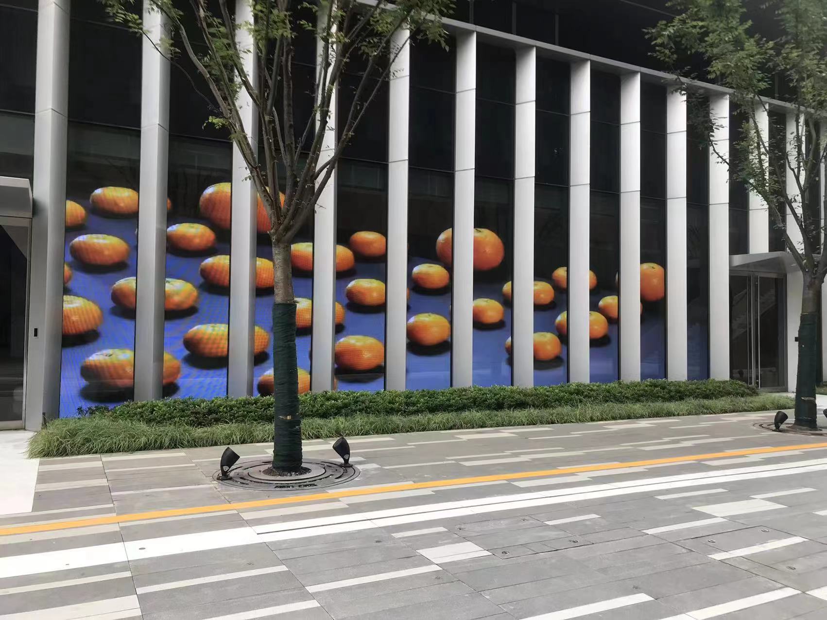 Shenzhen Ruipu Innovation Technology Co., Ltd.: 60 square meters of LED crystal film screen illuminates the new landmark of the city